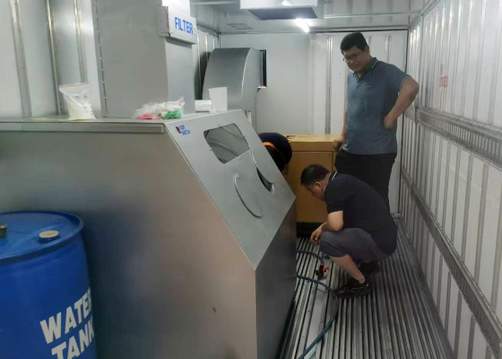 公司技术人员前往马来西亚客户工厂进行指导培训