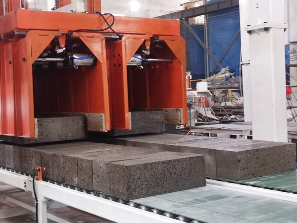 浙江客户整套全自动陶粒砌块设备陶粒墙板生产线发货